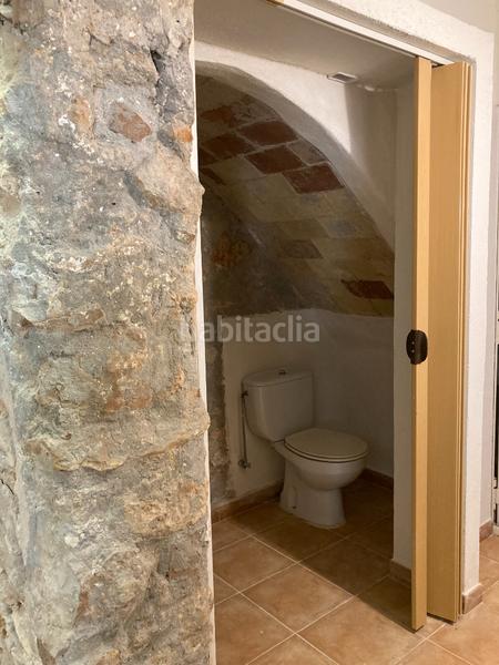 Foto f05794a8-8d86-41f1-8a44-8859f8d95593. Alquiler local comercial  en el centro en Torredembarra