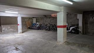 Affitto Posto auto in Passeig de francesc macià 8. Parking en alquiler zona els munts