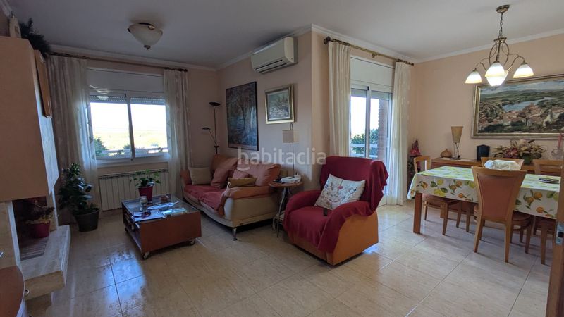 Foto a53e4d9c-7a2d-4f31-9e92-3e76be84a384. Xalet amb xemeneia calefacció aparcament piscina a Altafulla