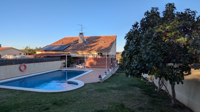 Foto ed15fe39-de30-44a8-81eb-b31473a1b602. Xalet amb xemeneia calefacció aparcament piscina a Altafulla
