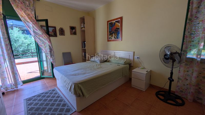 Foto cf6a6330-5dbb-45d5-95a6-d44470f35a1f. Xalet amb xemeneia calefacció aparcament a Els Munts Torredembarra