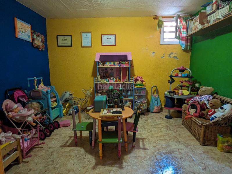 Foto 80b8b1df-9642-4cb4-bfa2-e2490926ec5e. Casa adossada amb calefacció aparcament a Creixell