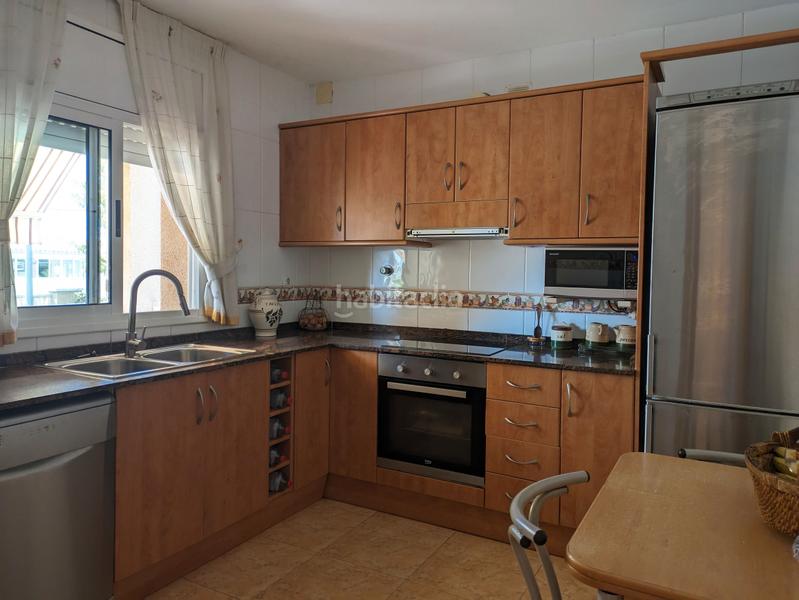 Foto dc51c84b-b6b8-4840-bd70-6fc88aa5224c. Casa adossada amb calefacció aparcament a Creixell