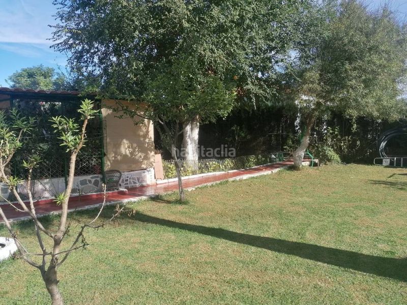 Foto d6506b5c-7bda-4cb7-8dbb-97d4afcf487c. Chalet with parking pool in Carmona