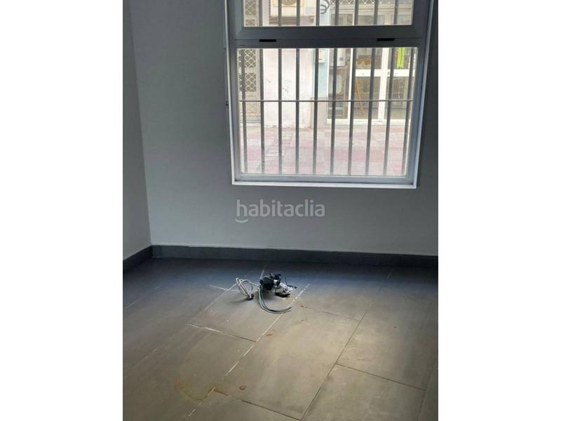 Foto 8bc9aa9f-2cb5-4356-b123-4b96a687850e. Local comercial en santa maría de gracia 14 en Camas