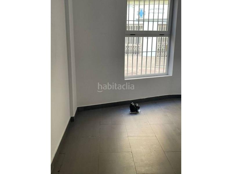 Foto 28ba9cf0-9206-4145-8640-85322f96912f. Locale commerciale in santa maría de gracia 14 in Camas