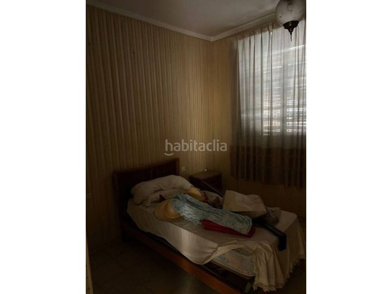 Foto 1632ffc6-d5bb-4947-8850-4570d3516c99. Chalet en clara campoamor 28 en Centro Tomares