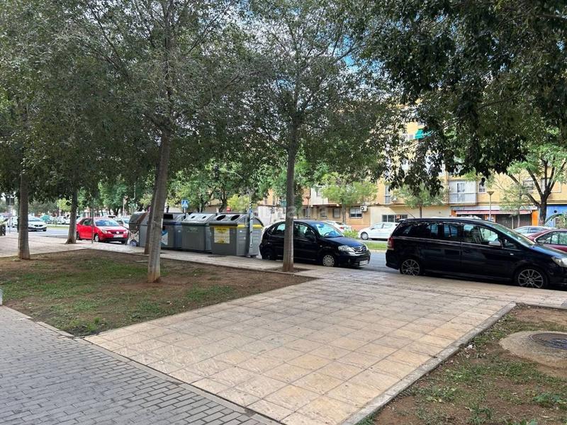 Foto d19aca26-f1a9-4fff-9b82-5d9df7084593. Geschäftsraum in de Bellavista 51 in Bellavista Sevilla