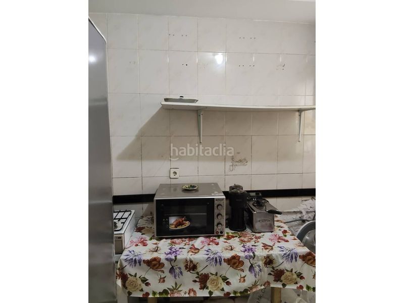 Foto 151ea3b3-61d1-492e-b797-928b596950ff. Casa adossada a calle ferrobús 10 a Cantillana