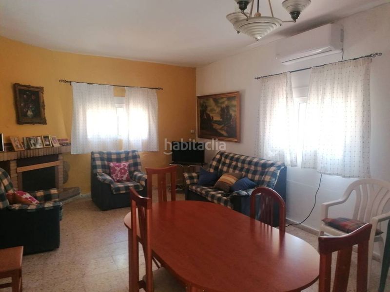 Foto 2739bffb-5d22-4cf4-a367-92885894986e. Chalet  en venta en Carmona