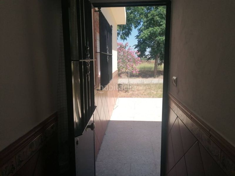 Foto 82e28ced-1c41-4166-9b11-e817942ba6d5. Chalet  en venta en Carmona