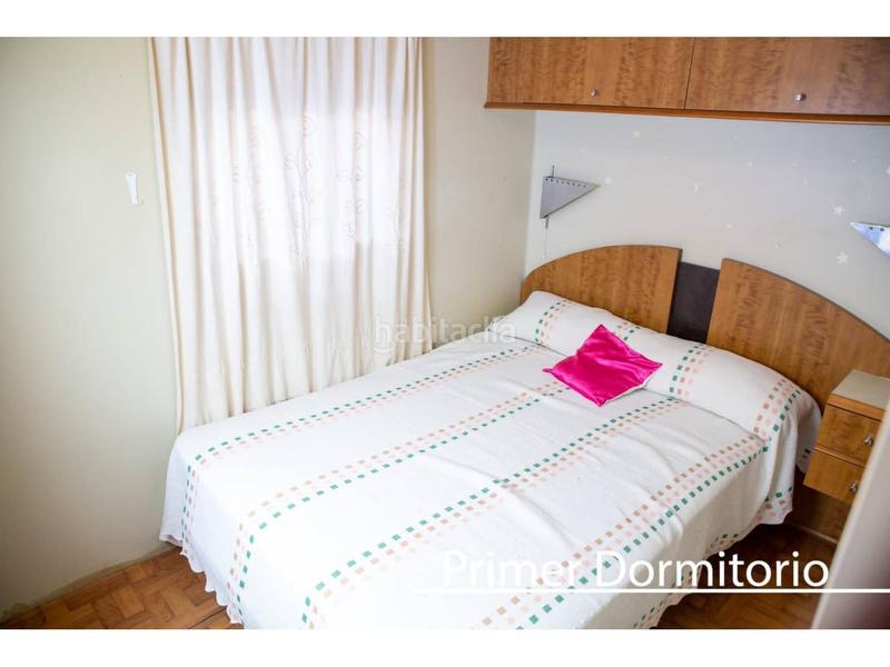 Foto f46a0824-bfc7-4d0a-8f9d-6fff6638e67a. Chalet  unifamiliar en venta en Carmona