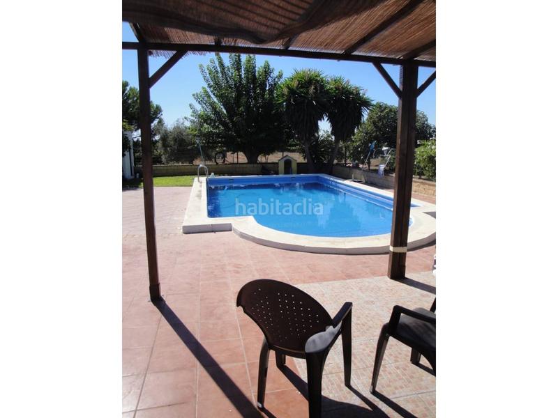 Foto 2e2ef3fc-5c67-4085-8e07-1eee594a424d. Casa en cortijos del alcor 1 chalet unifamiliar en venta en Carmona