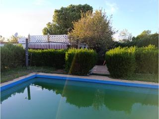 Xalet  Frutales del alcor. Chalet unifamiliar en venta en carmona