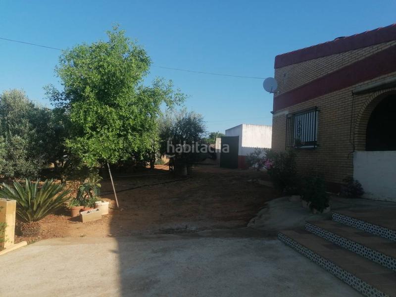 Foto 1ff4e26d-0319-4b8a-95f4-6c57c28935a9. Chalet  unifamiliar en venta en Carmona