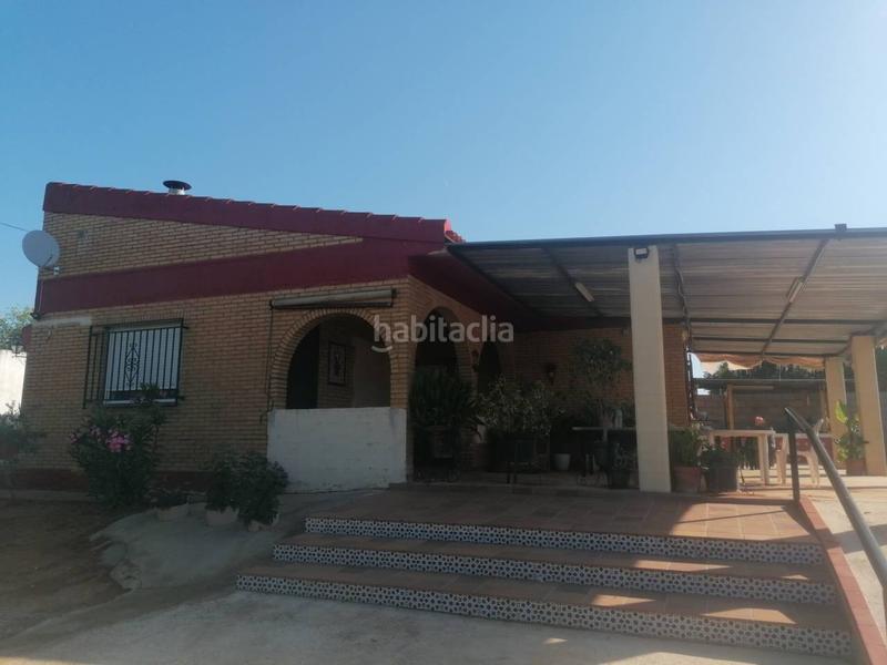 Foto 8f6f9715-295c-4152-9122-06d5047ae4cf. Chalet  unifamiliar en venta en Carmona