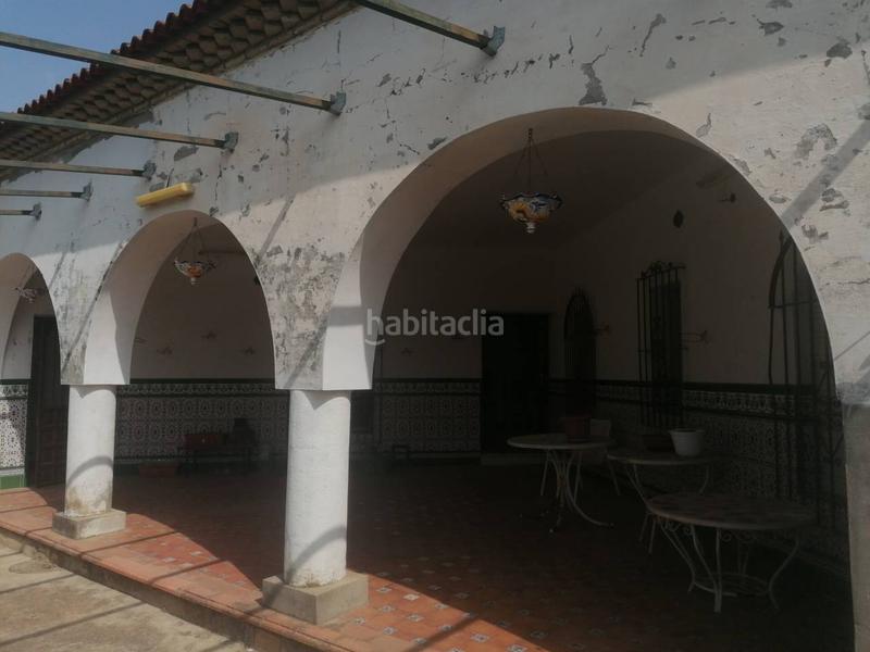 Foto 18673b0b-c8cb-4815-bcfd-7c820b6eaba7. Chalet  unifamiliar en venta en Entrenúcleos41704 en Dos Hermanas