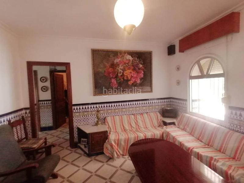 Foto e8aad2fa-c87c-47fe-9bab-01499f6f4106. Chalet  unifamiliar en venta en Entrenúcleos41704 en Dos Hermanas