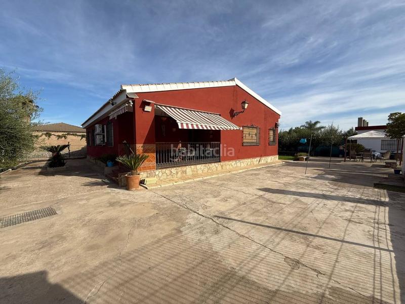 Foto 2590b337-668a-4f8c-be0f-bdbeaaa35ddb. Chalet en cristal urbanización tarazona 391 chalet unifamiliar en venta en polígono industrial majaravique en Rinconada (La)
