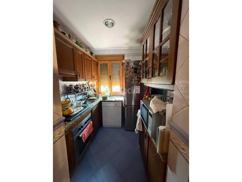 Foto 3628b7e1-b6b0-47d8-bbe8-a92d38c8e249. Chalet en cristal urbanización tarazona 391 chalet unifamiliar en venta en polígono industrial majaravique en Rinconada (La)
