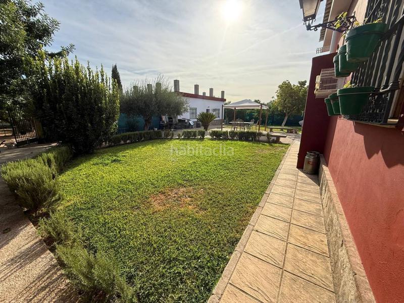 Foto ed86f6c9-2ca0-4c6f-8653-77477c41c4b3. Chalet en cristal urbanización tarazona 391 chalet unifamiliar en venta en polígono industrial majaravique en Rinconada (La)