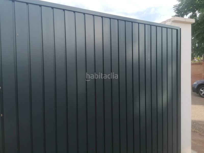 Foto 1f7762fb-e845-457b-b07d-d20d885fabda. Chalet in Carmona