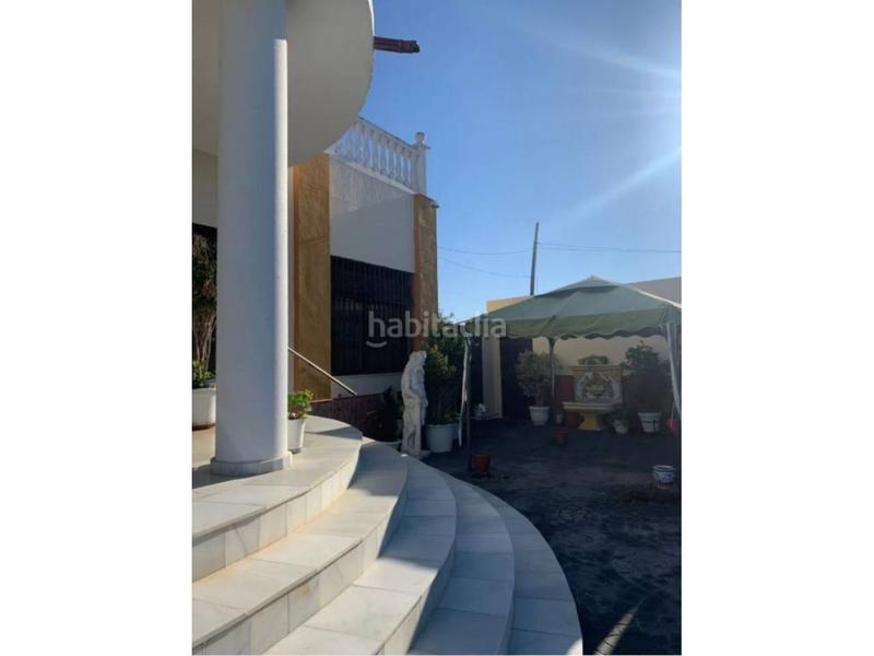 Foto 789f4e1e-3c94-42b4-9a71-72707c2ed035. Xalet amb aparcament piscina a Rinconada (La)