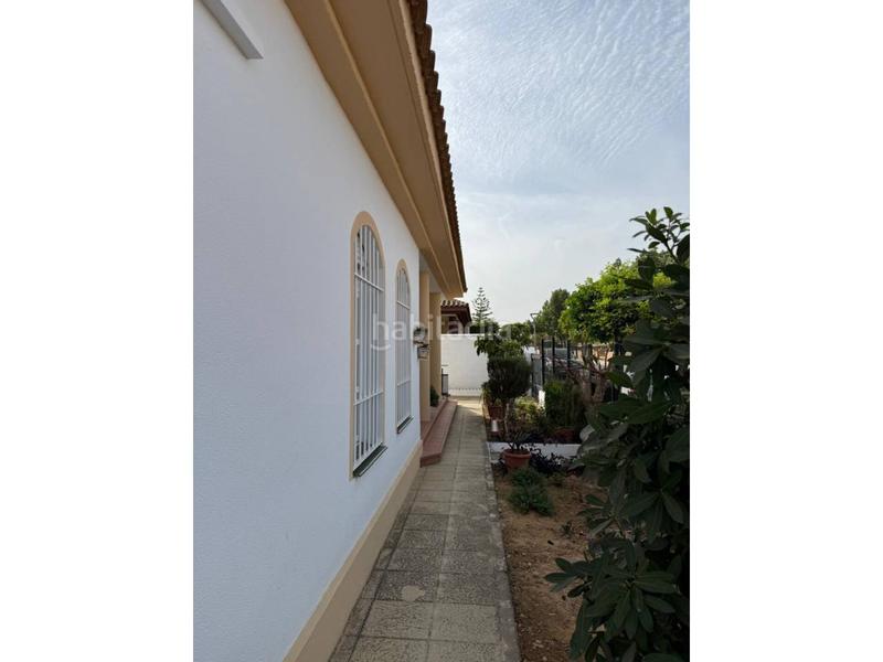 Foto 0332f65a-f03d-49a0-9c18-239aa525800e. Chalet with heating parking pool in Almensilla