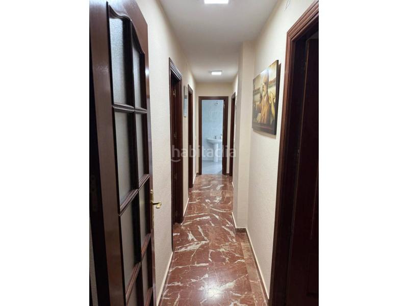 Foto e384e357-55aa-43e3-a9ad-5bd0e86f1e00. Chalet with heating parking pool in Almensilla