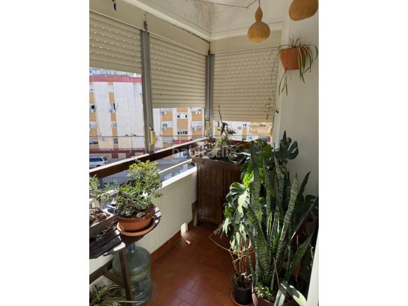 Foto 563902ee-fbbb-4daa-b33e-f0264bacd6c2. Pis amb calefacció aparcament a Villegas Sevilla