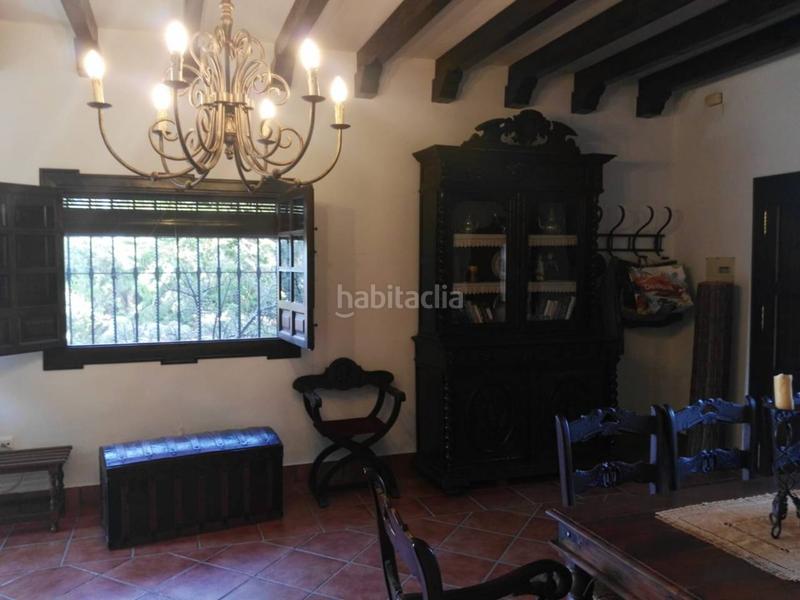 Foto 5d32d804-bc7d-4467-b586-38690fb52a65. Casa  en venta en Carmona