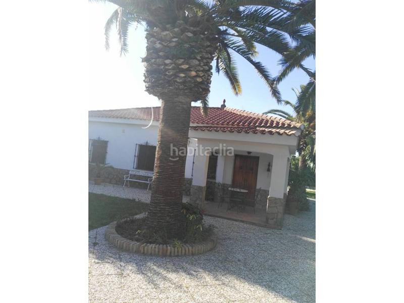 Foto a6ac7a70-e2b3-4dbb-b662-fbd3e4ab1eed. Casa  en venta en Carmona