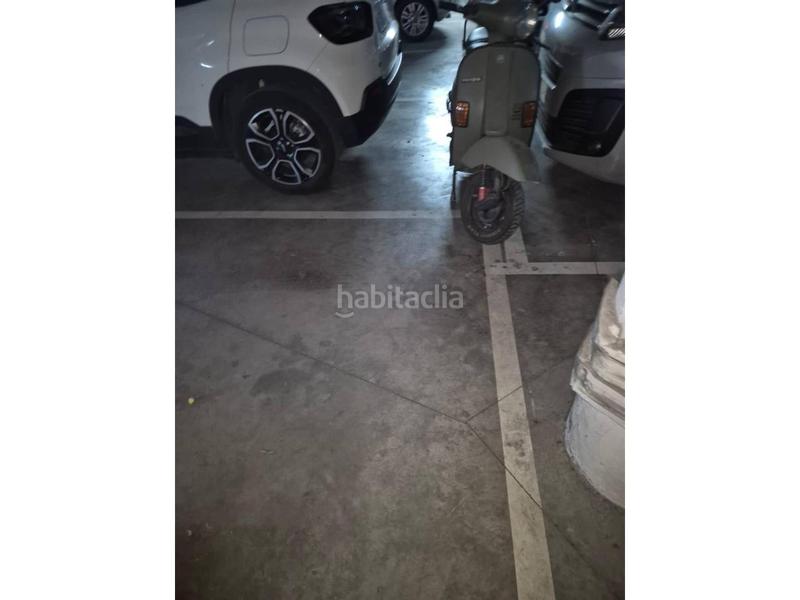 Foto eee4ded7-7713-4f72-8518-697254514597. Posto auto in romería 2 in Sta. Aurelia - Cantábrico - Atlàntico - La Romería Sevilla