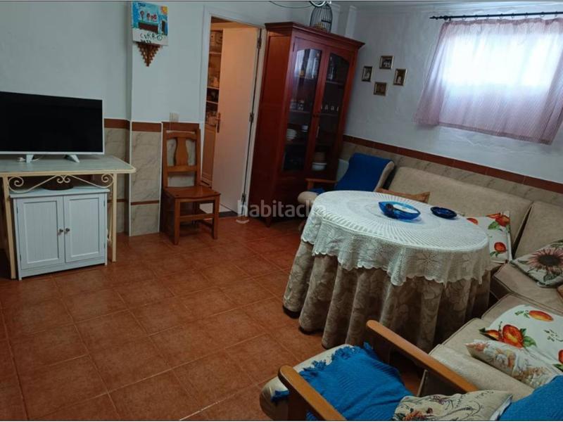 Foto 5a6ccf80-9fe3-439e-bcd2-54e9797dd55d. Xalet amb aparcament piscina a Carmona