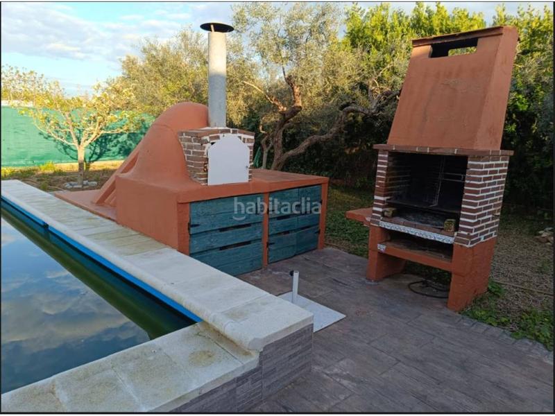 Foto b758c2c2-c052-4fa7-8b30-e61684e00e9c. Xalet amb aparcament piscina a Carmona