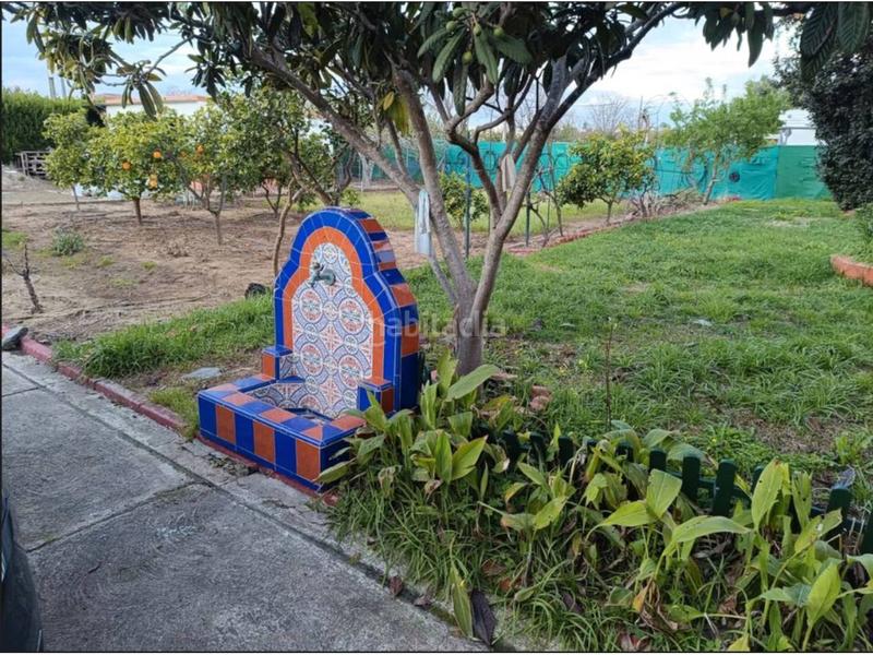 Foto effeb754-201f-439e-9d8b-21be890f70f7. Xalet amb aparcament piscina a Carmona