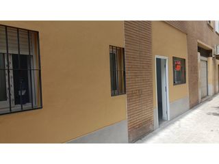 Piccolo appartamento in Calle parque de cazorla 1. Apartamento en venta en pino montano41015