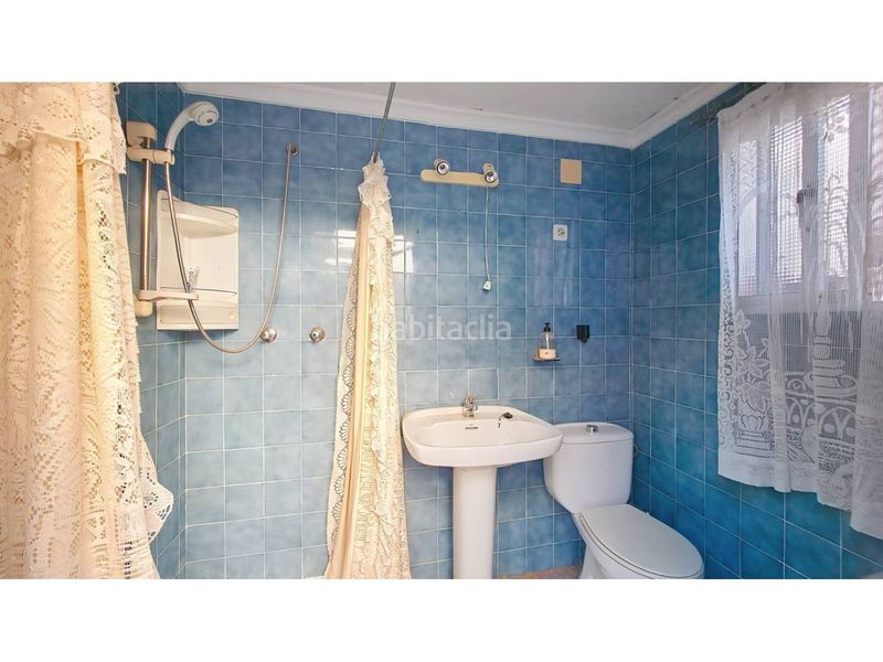 Foto 3c261428-5d28-494b-bf80-2c4f725a6db4. Casa a calle blas infante 31 a Gerena