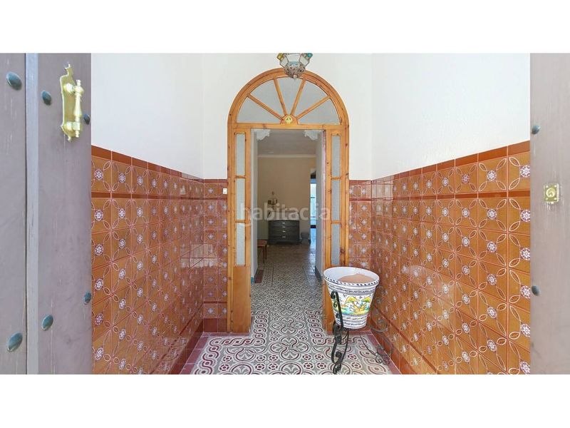 Foto cad6b27c-6bad-4929-820c-7f2c334af2bc. Casa a calle blas infante 31 a Gerena