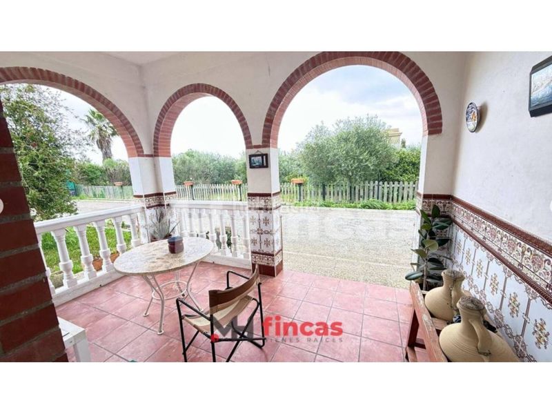 Foto 1a72bfce-9050-4bc2-8c25-dab1f4d8401f. Xalet amb aparcament a Carmona