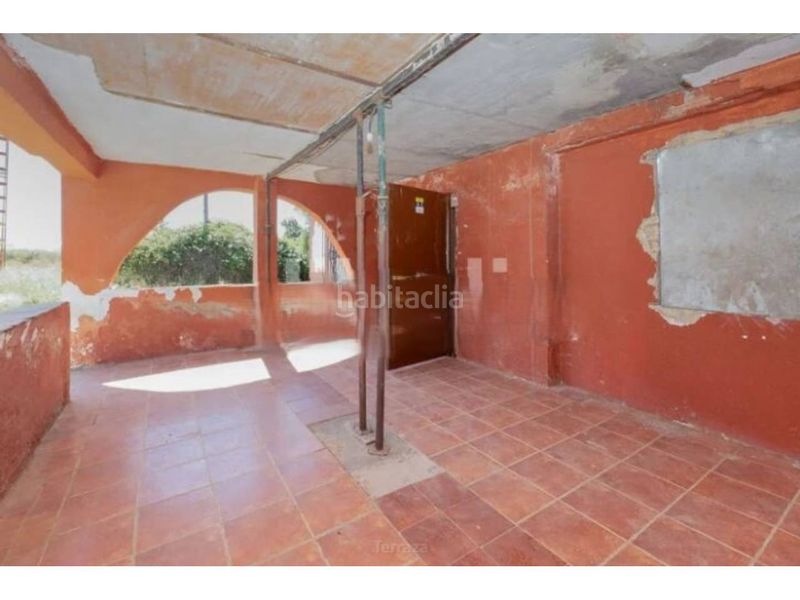 Foto f58d6656-9de6-4bc4-ad7b-288feef2a8a5. Xalet amb aparcament piscina a Carmona