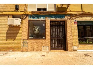 Local Comercial a Calle Azafatas
