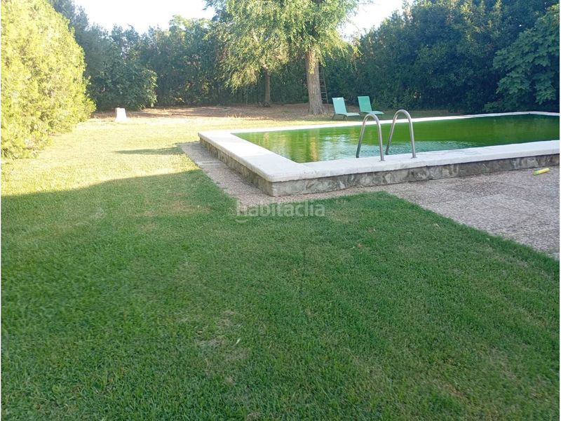 Foto a7ed63ed-94fc-4bfd-8bb3-1affdca3181e. Xalet amb calefacció aparcament piscina a Rinconada (La)