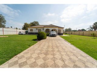 Casa a schiera  Urbanizacion socorro 182. Casa o chalet en urbanización el socorro 182,carmona