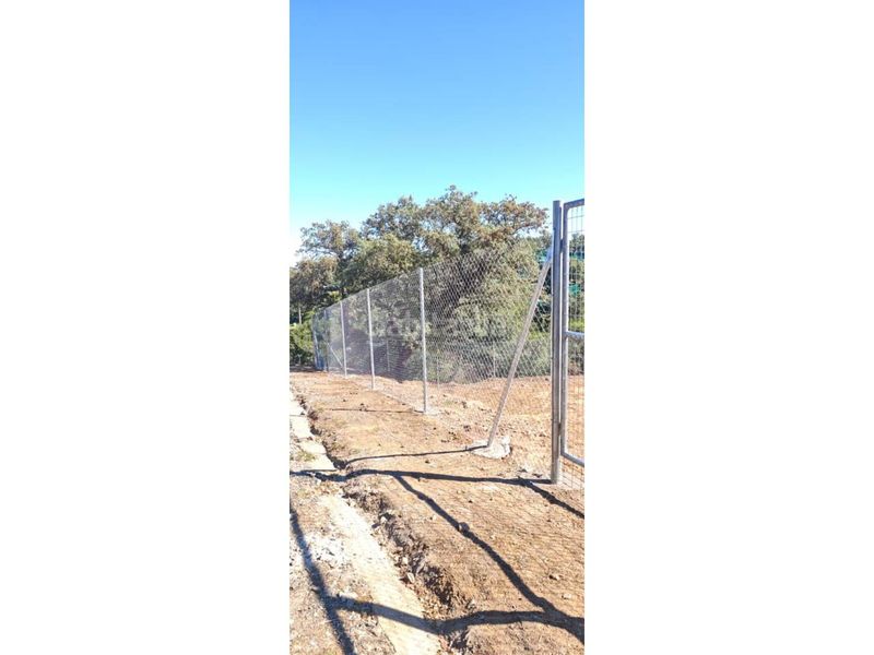 Foto 820d6435-6fac-439f-baec-d7907f1aed65. Terreny residencial a Los Lagos Guillena