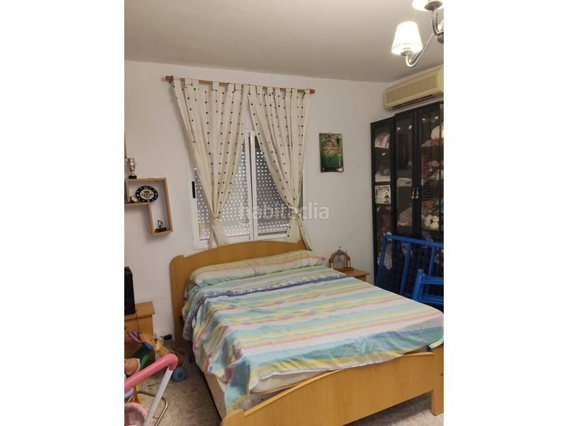 Foto b20039bd-1769-4a98-b623-147f1c1e44e3. Chalet dans urbanizacion san francisco de rasoespejo 16 dans Carmona