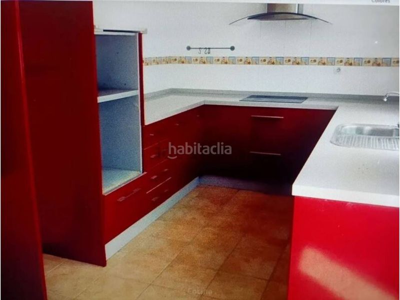 Foto 8c21456e-93ec-433d-9292-aa0cc85bcd6d. Casa a schiera in Gerena