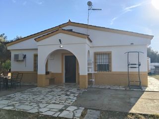 Chalet in Urbanizacion Arrobones