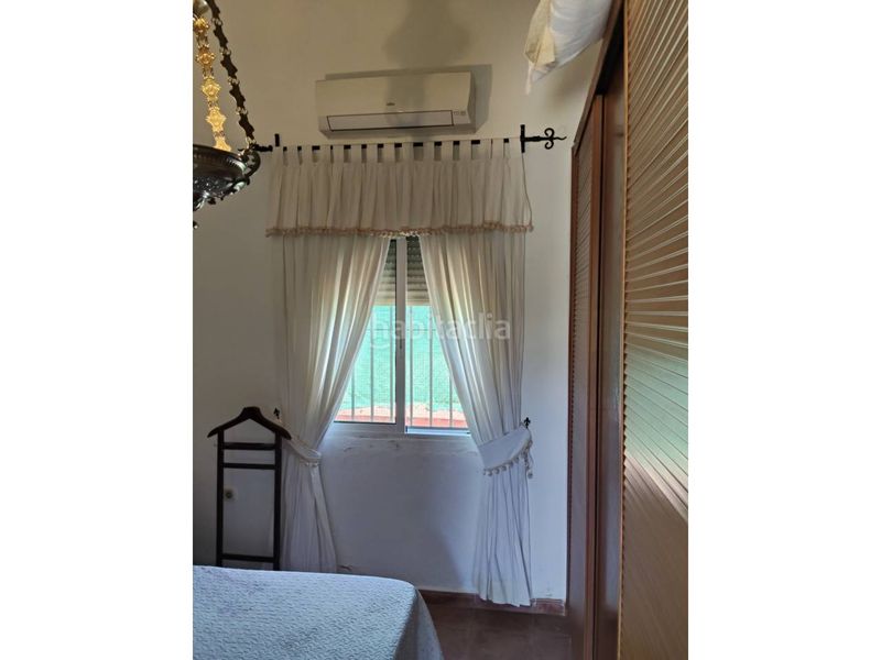 Foto 5ebbe234-3ff6-4a1e-87b0-b27e50981881. Chalet avec chauffage parking piscine dans Carmona