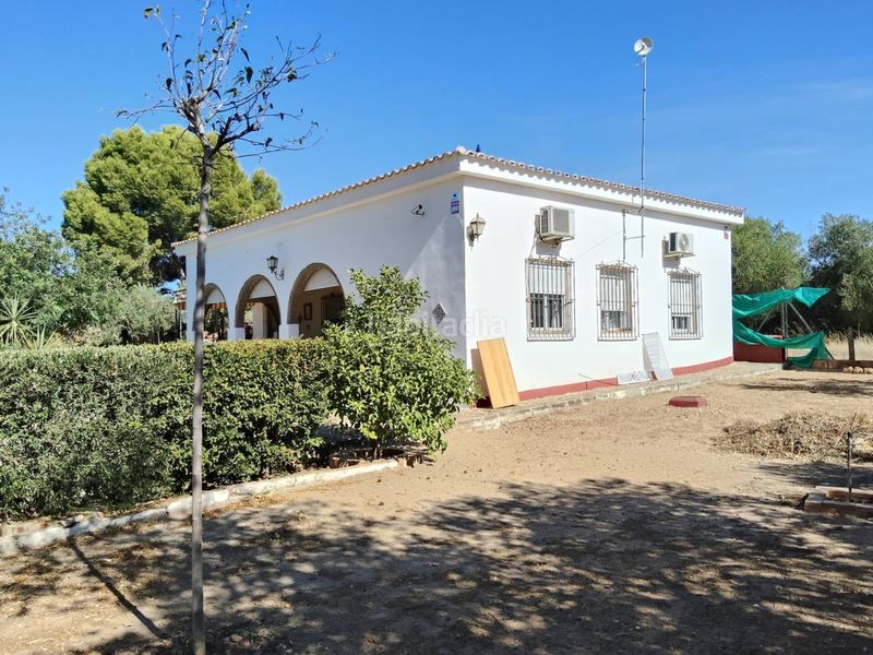 Foto a8730e15-c239-4aed-a7a8-3263613d50de. Chalet avec chauffage parking piscine dans Carmona